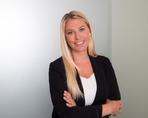 Simone Calabrese - Prokuristin / Bereichsleitung Unternehmensentwicklung u. Organisation / Ausbildungsleitung / Ausbilderin Kaufm.